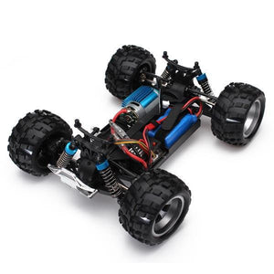 Wltoys A979 RC off-road vehicle 1/18 2.4GHz 4WD 50KM / h  RTR Model-Black, Blue